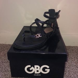 GGCARLYN - GBG by Guess Sandals